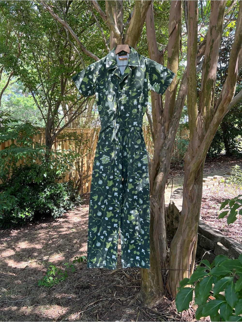 Big Bud Press Green Cookbook Short Sleeve Jumpsuit Size XS - Picture 2 of 8